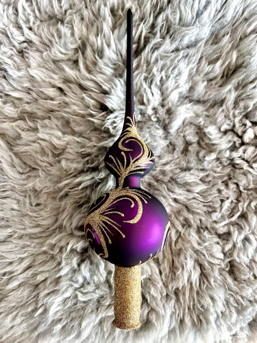 Ornament zlatý na fialové - špice